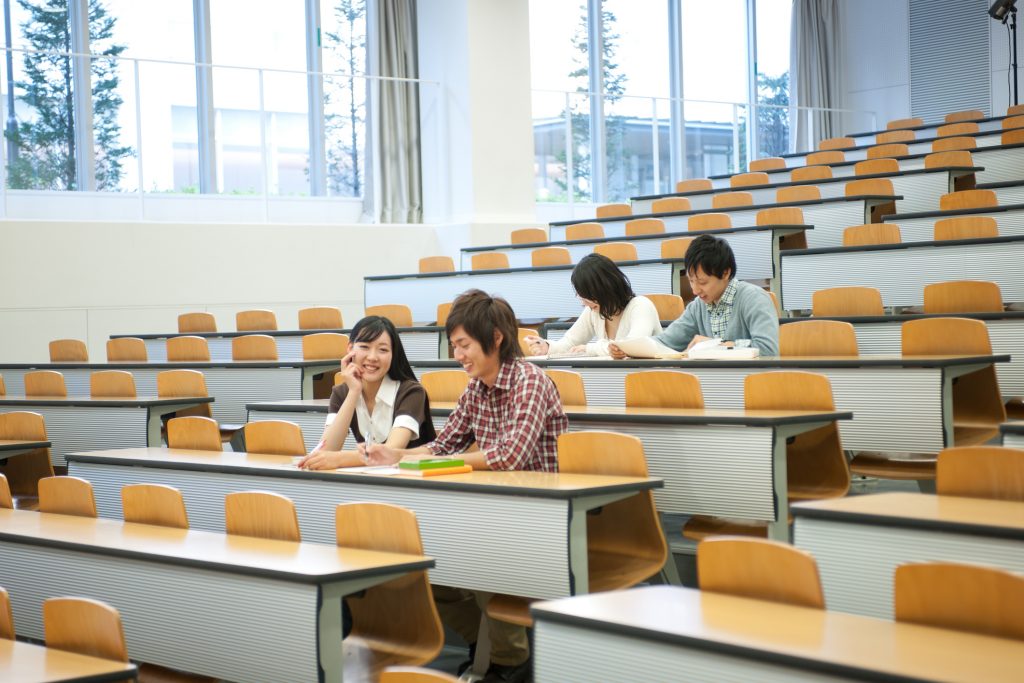 早慶の偏差値を学部別に詳しく紹介